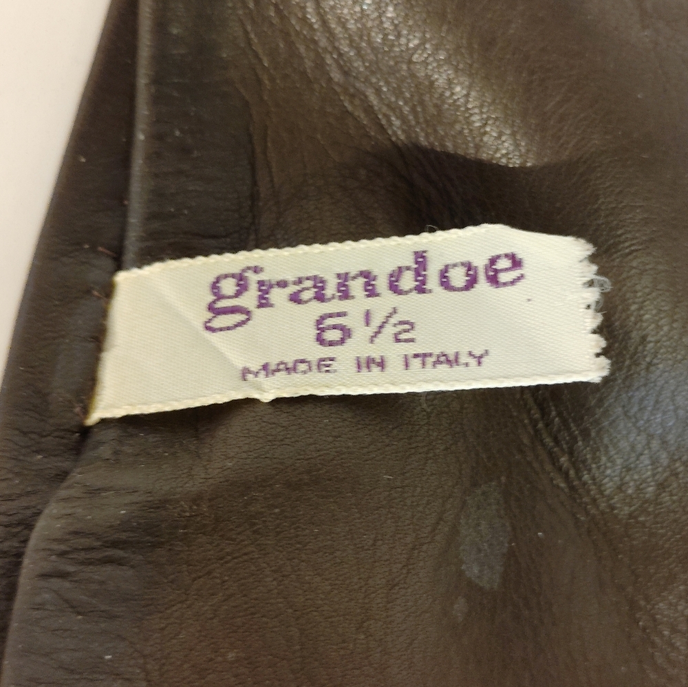 2 Pairs**Elegant Brown and Black Women's Gloves - Picture 5 of 11